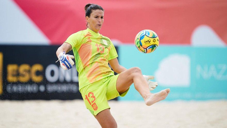 Laura Gallego, Mejor Portera del Mundo en los Beach Soccer Stars