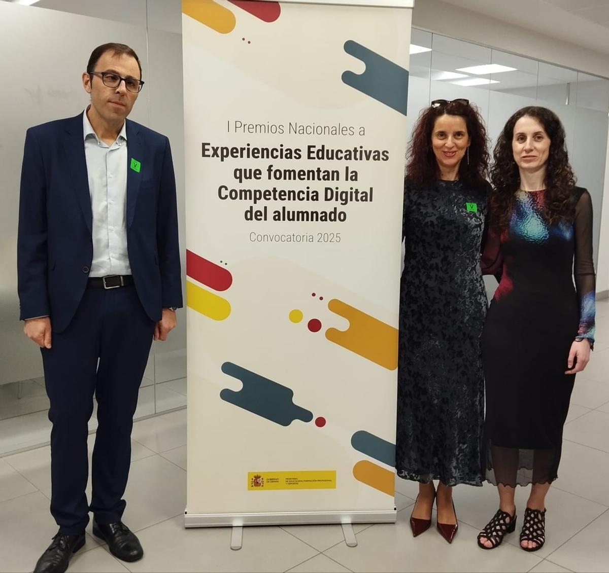 Óscar Manuel Rey Calo, Fina Paulos Lareo y Lorena Cerdeiro Núñez.