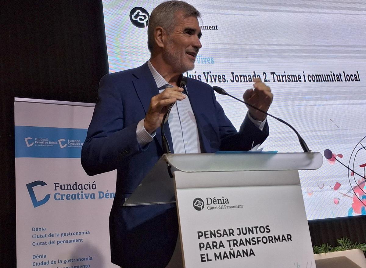 El presidente de Baleària, Adolfo Utor