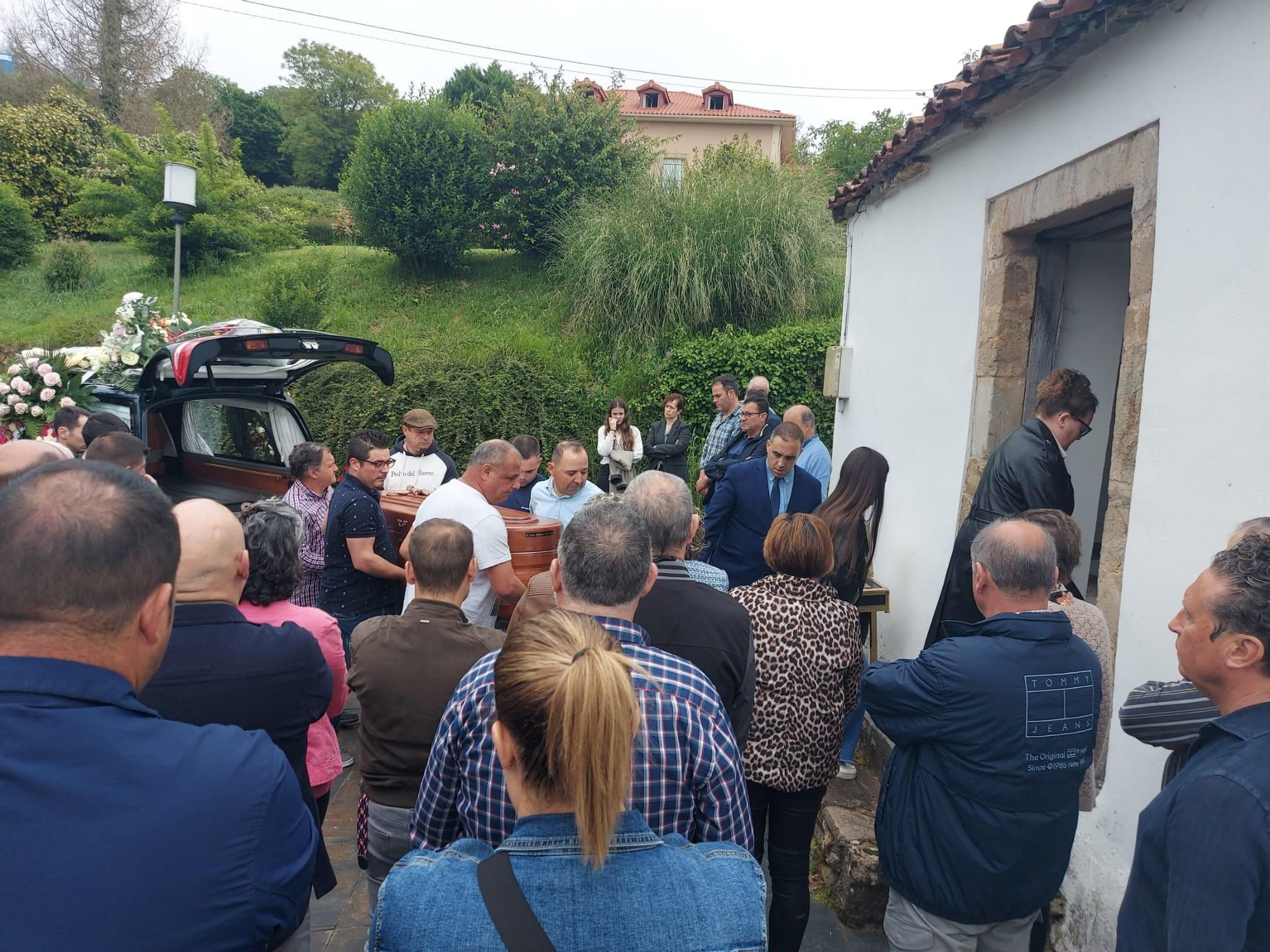En imágenes: Funeral por Félix Manuel Arias en Sobrado (Tineo)