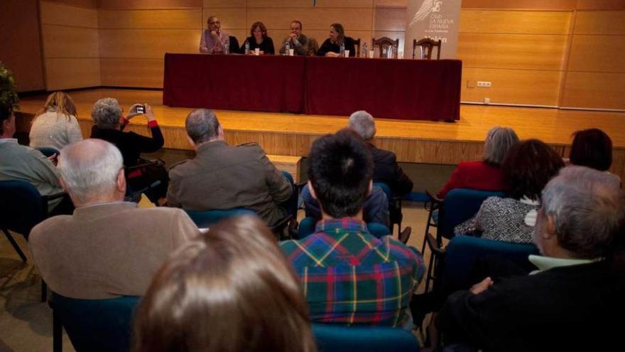 Francisco Lauriño, Carmen Suárez, Javier García Cellino y Marta Magadán, en la presentación.