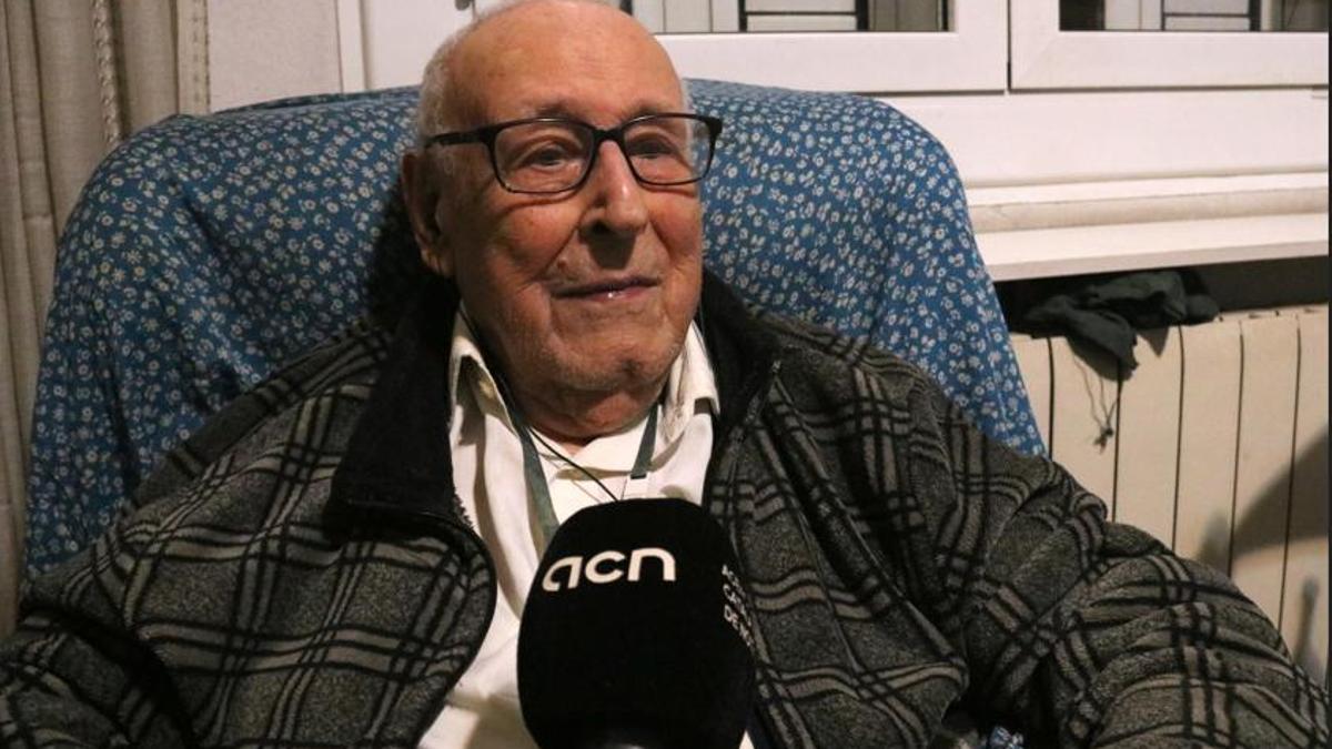 L'home més vell de Catalunya, Joan Escudé, el dia abans de fer 110 anys, en una entrevista amb l'ACN