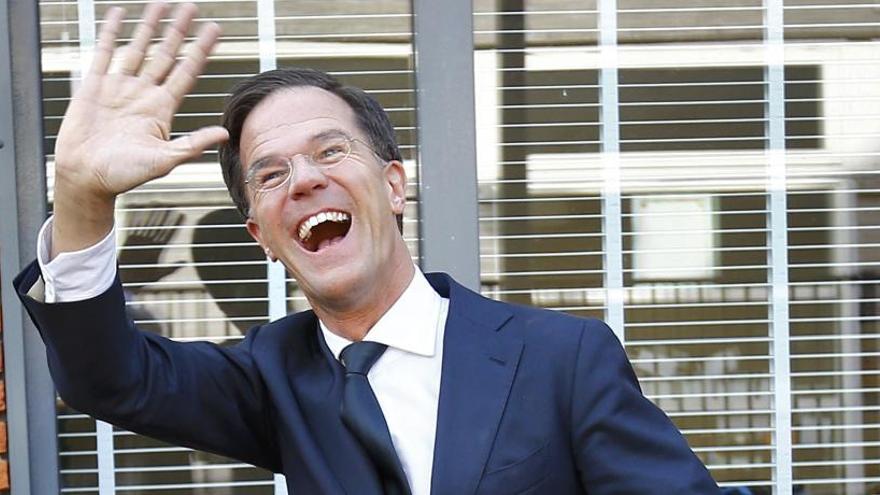 Rutte hauria perdut 10 escons respecte a les eleccions de 2012.