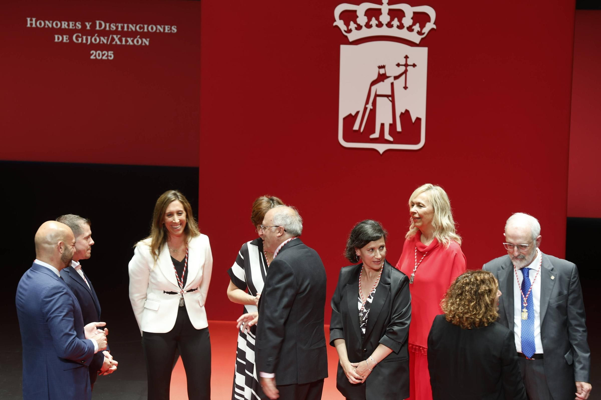 La entrega de medallas y distinciones de Gijón, en imágenes