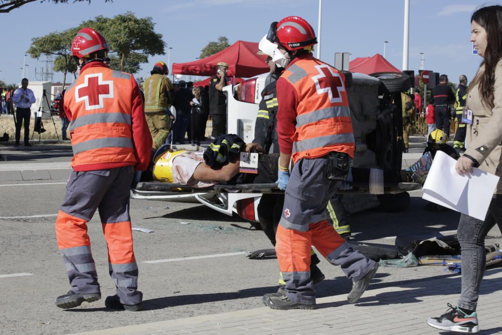 Más de 500 efectivos participan en un simulacro de accidente aéreo