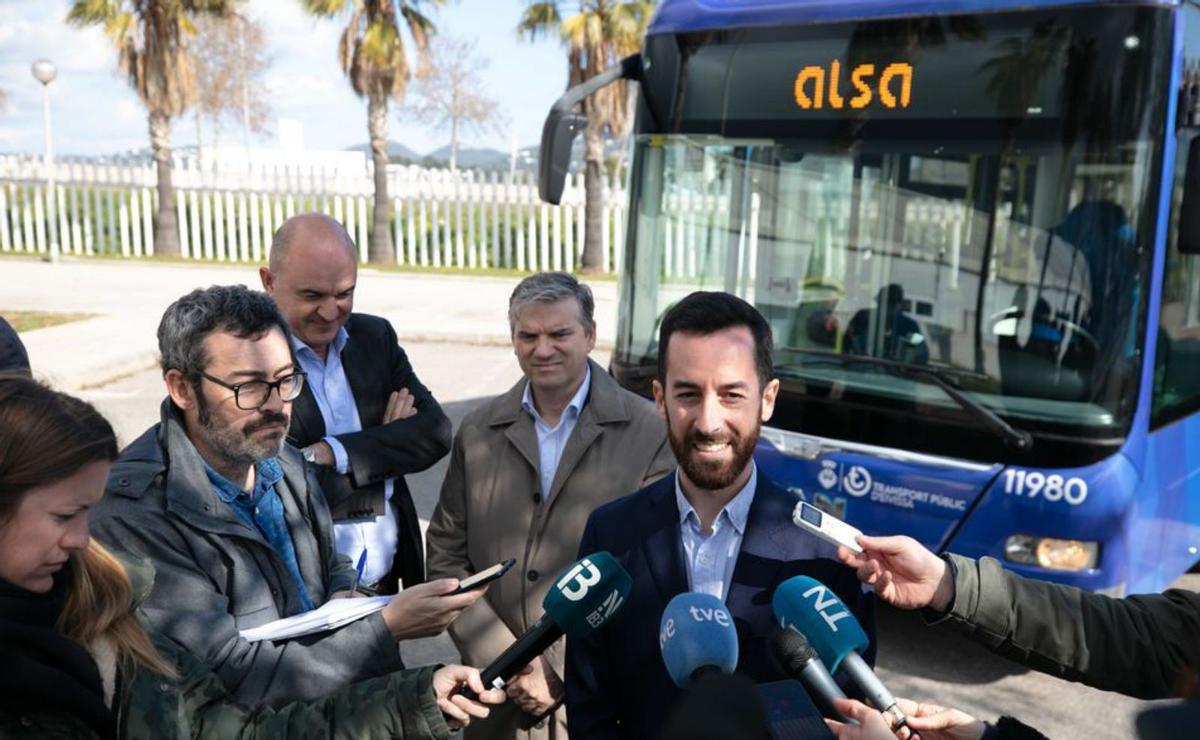 ALSA incorpora seis autobuses híbridos a las líneas de Ibiza