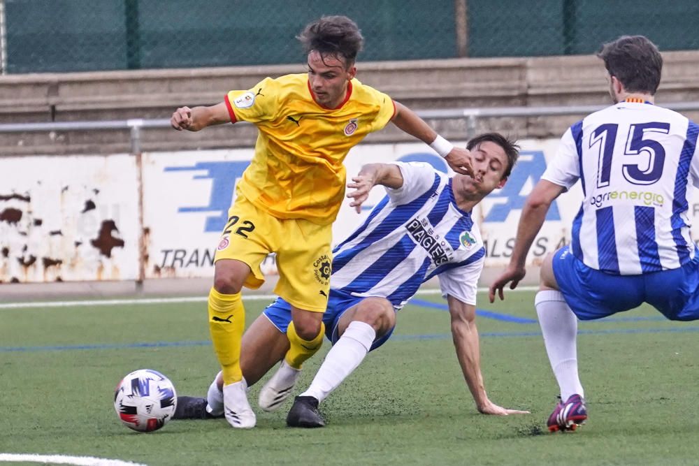 El derbi entre el Girona B i el Banyoles, en imatges