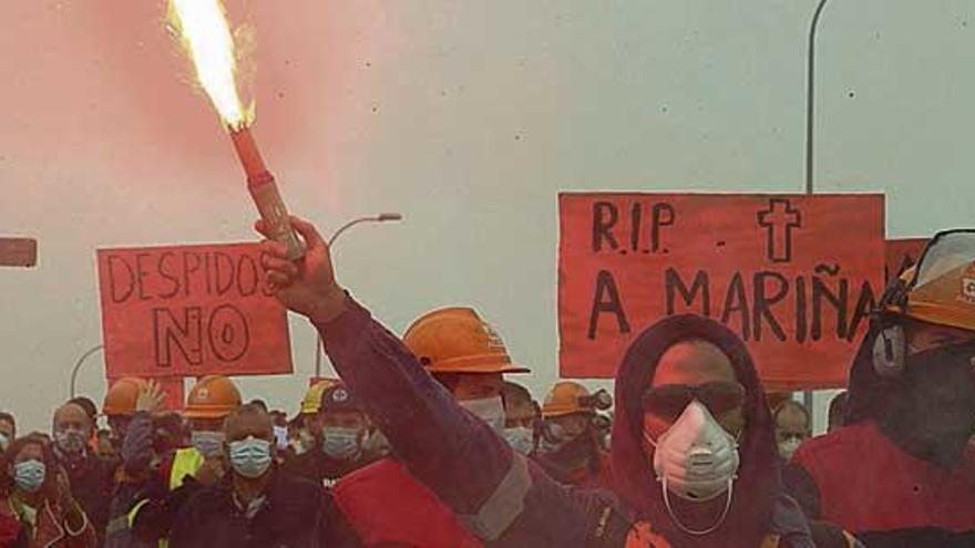 Imagen de la movilización del pasado domingo en Ribadeo en contra del cierre de Alcoa San Cibrao. Carlos Castro