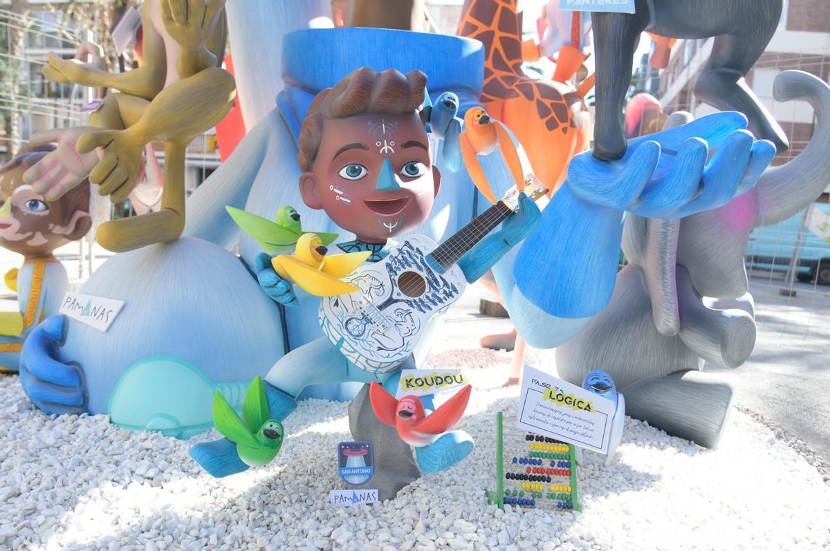 Se valorará especialmente el uso y la calidad del valenciano en los textos y leyendas de los monumentos.