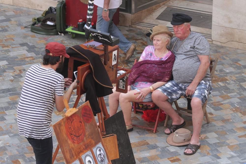 Los turistas disfrutan de Carthagineses y Romanos