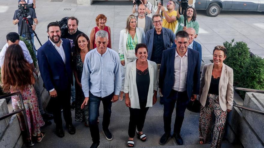 El PSOE da por descontado que Junts tensará la cuerda al límite y Coalición Canaria gana peso