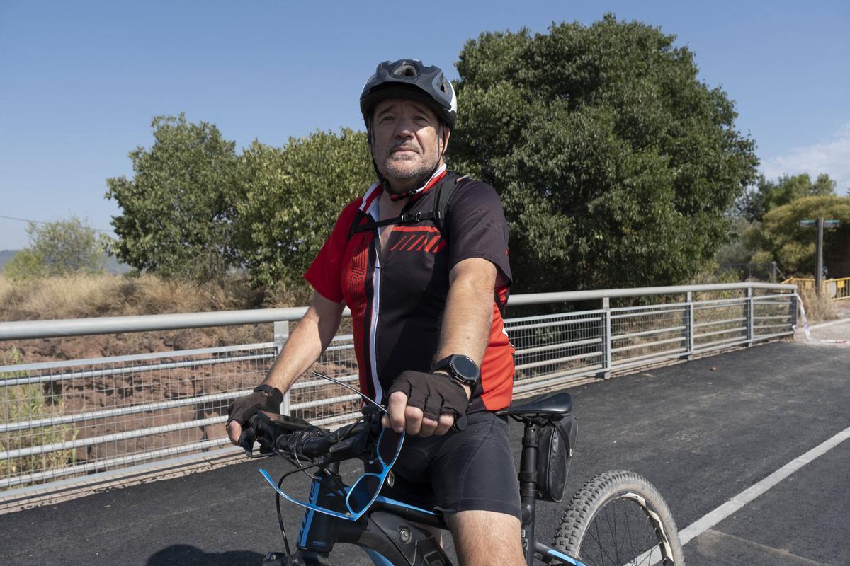 MANRESA . CARRETERA DE SANTPEDOR . NOU TRAM DE CARRIL BICI DESDE EL GIMNASTIC FINS EL PARC DE AGULLA