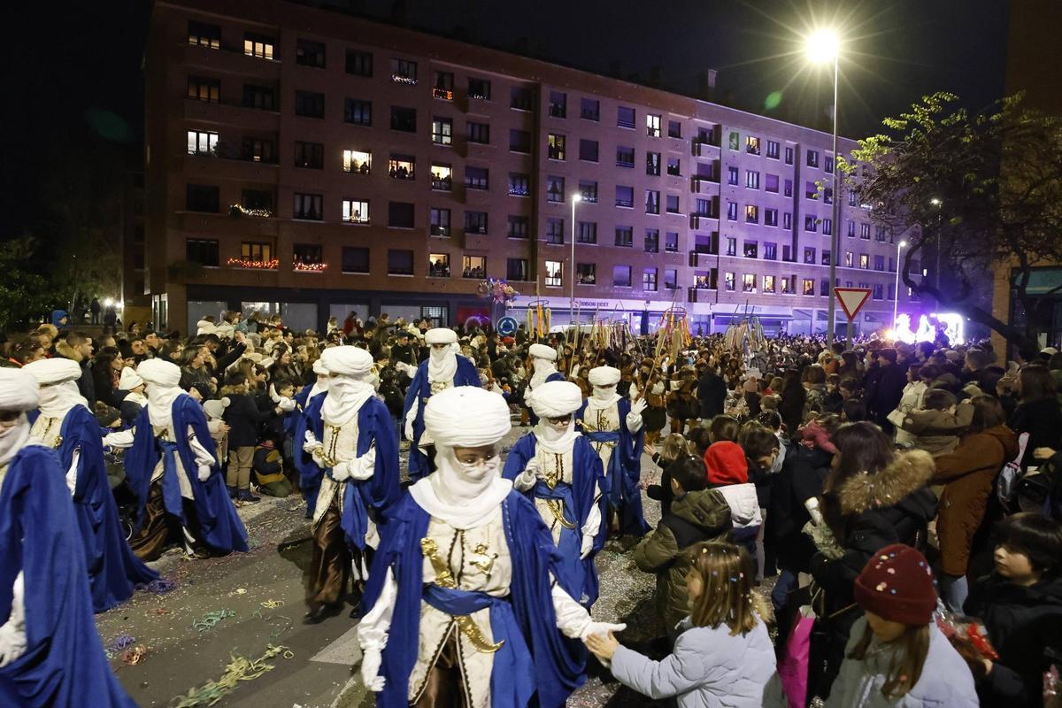 La Cabalgata de Reyes de Gijón, en imágenes