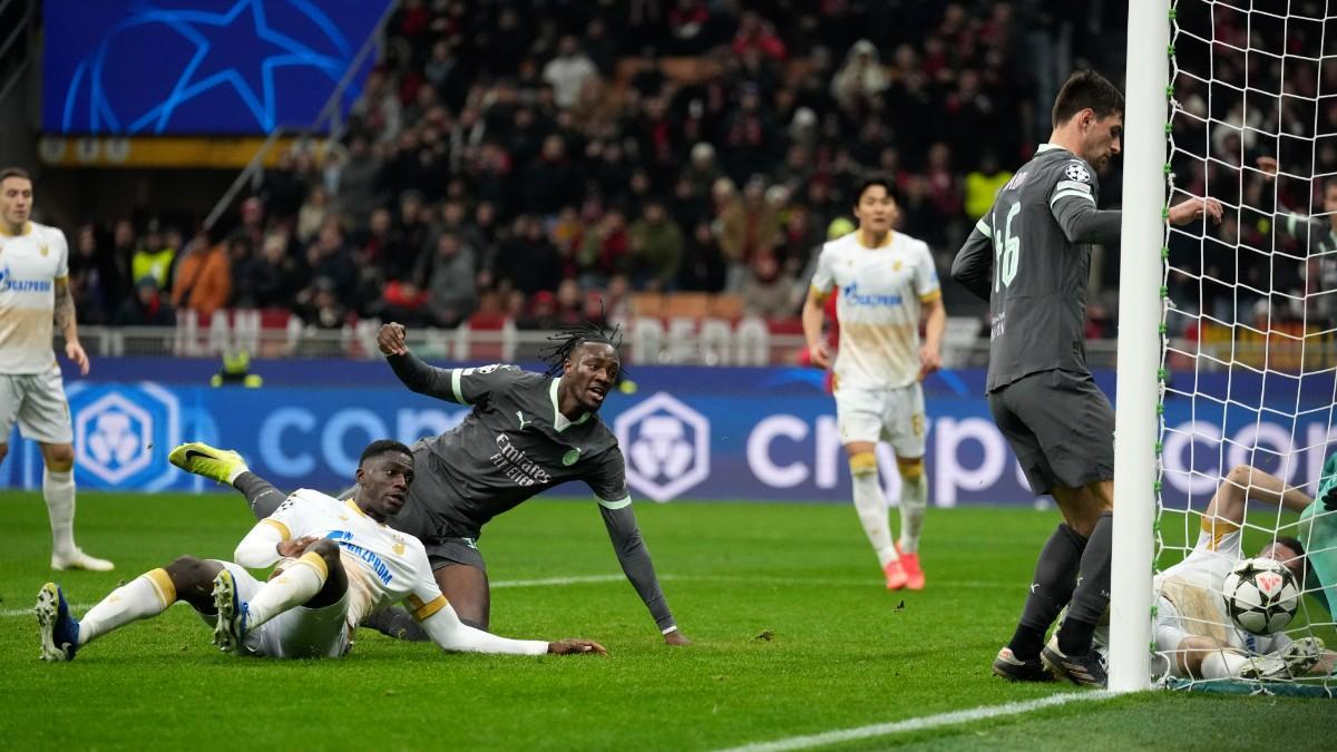 Resumen, goles y highlights del AC Milan 2-1 Estrella Roja de la jornada 6 de la Champions League