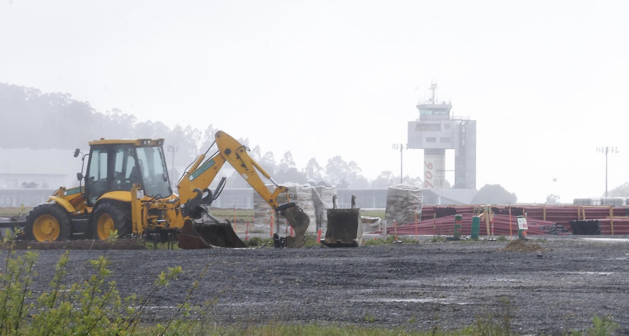 El aeropuerto de Vigo inicia las obras de reforma en su pista