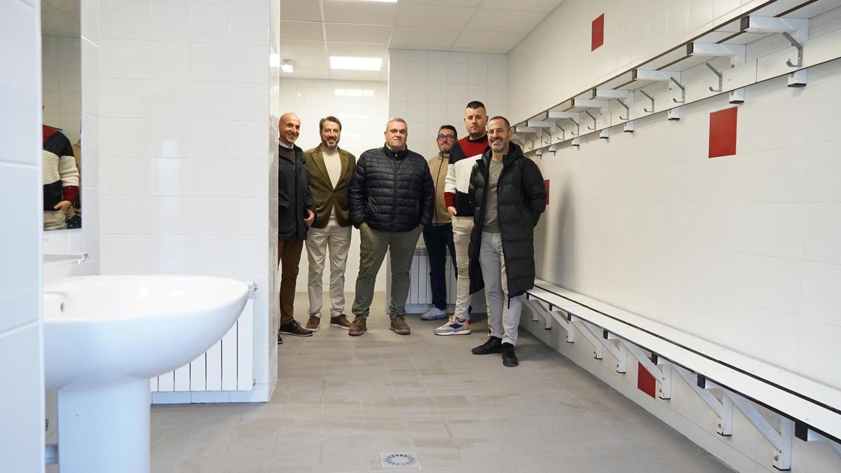 Por la izquierda, Virginio Ramírez, Hugo Álvarez, Iván Fuente, José Manuel Álvarez, Roberto Presa y Ángel García.