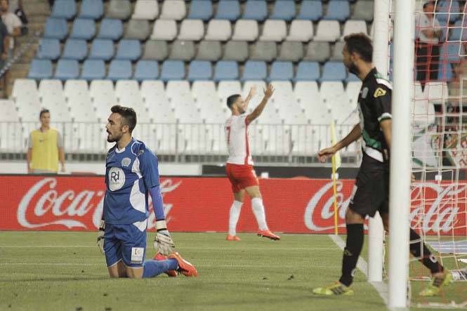 El Córdoba CF arranca un punto en Almería