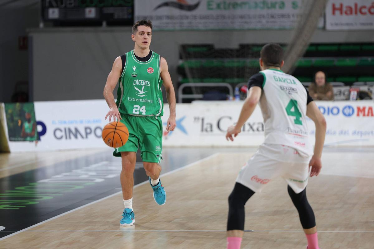 Fotogalería | Las imágenes del Cáceres - Toledo