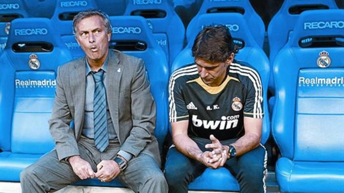 Mourinho y Karanka, su ayudante, el sábado en el Bernabéu.