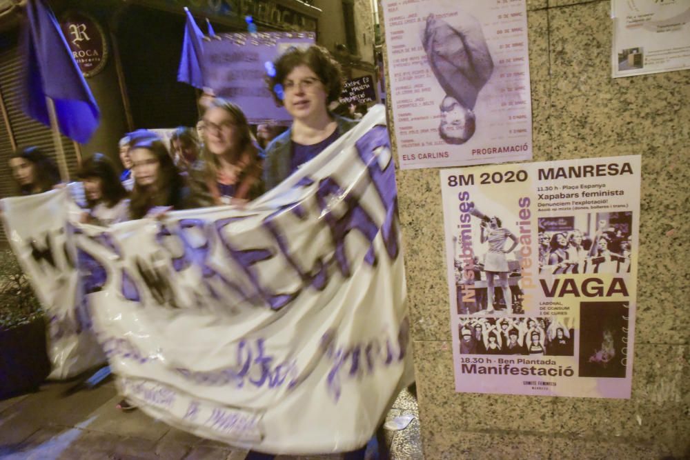 GALERIA | Manifestació feminista pel 8M a Manresa