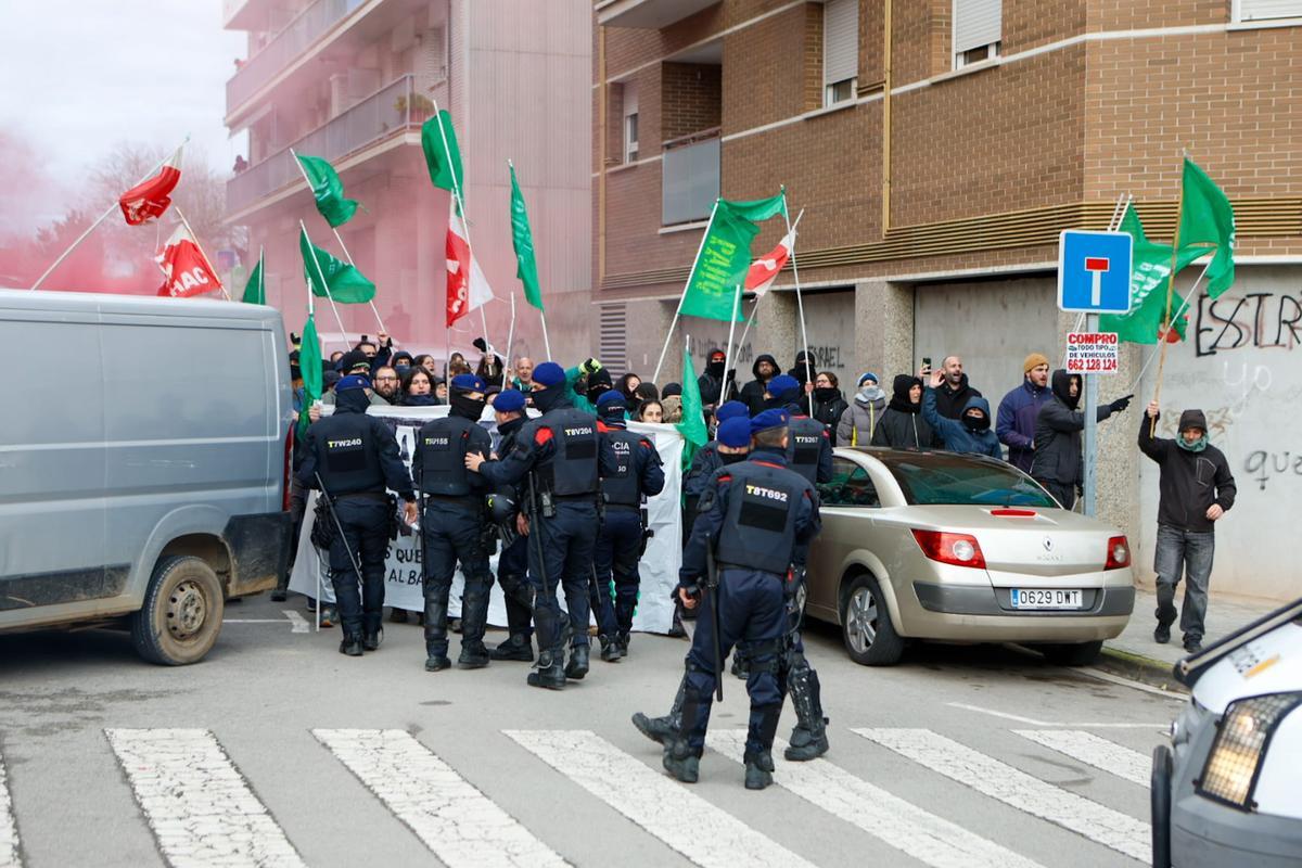 El desnonament del bloc 8 de Manresa, en imatges El desnonament del bloc 8 de Manresa, en imatges