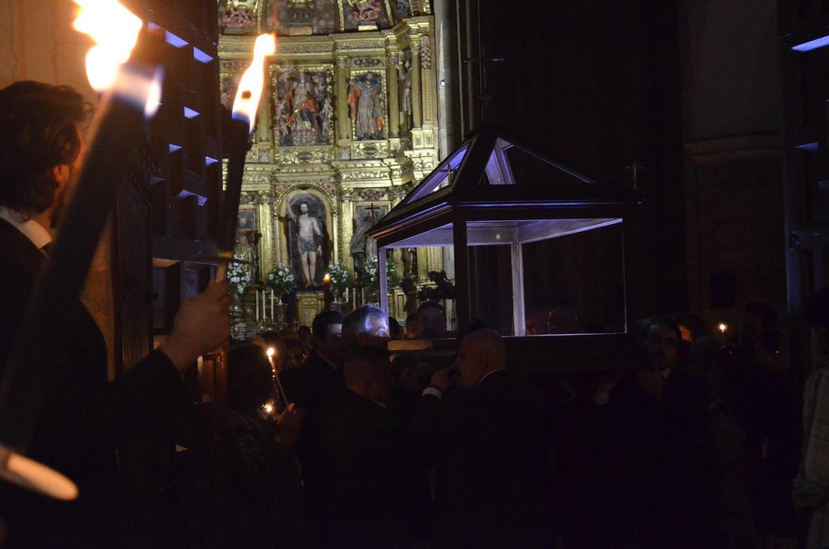 La nueva Procesión el Santo Sepulcro de Benavente, en imágenes