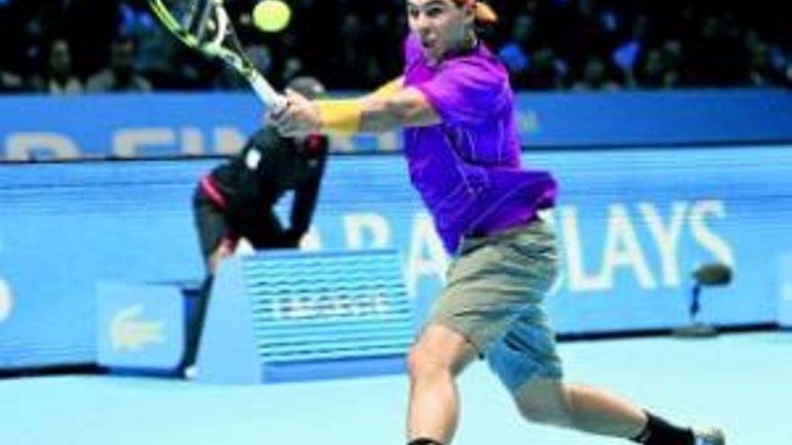 Nadal remonta y gana en tres sets al ´cañonero´ Roddick