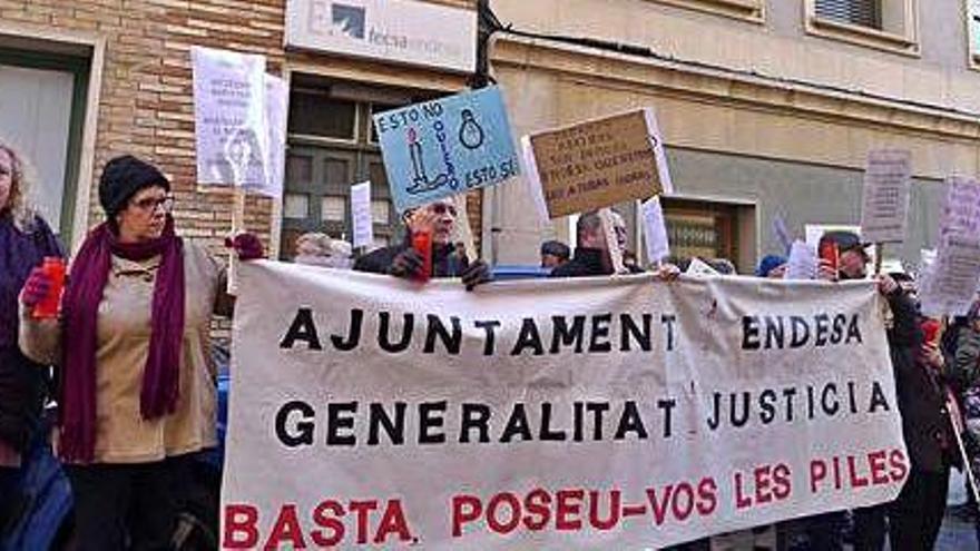 Els veïns del Culubret tornen a patir talls de llum en ple estiu