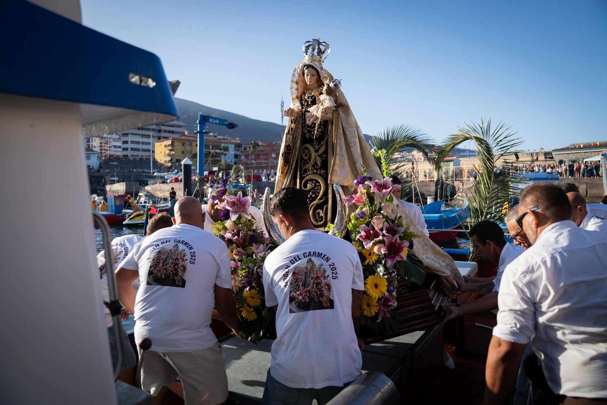 Embarcación de la Virgen del Carmen en Candelaria