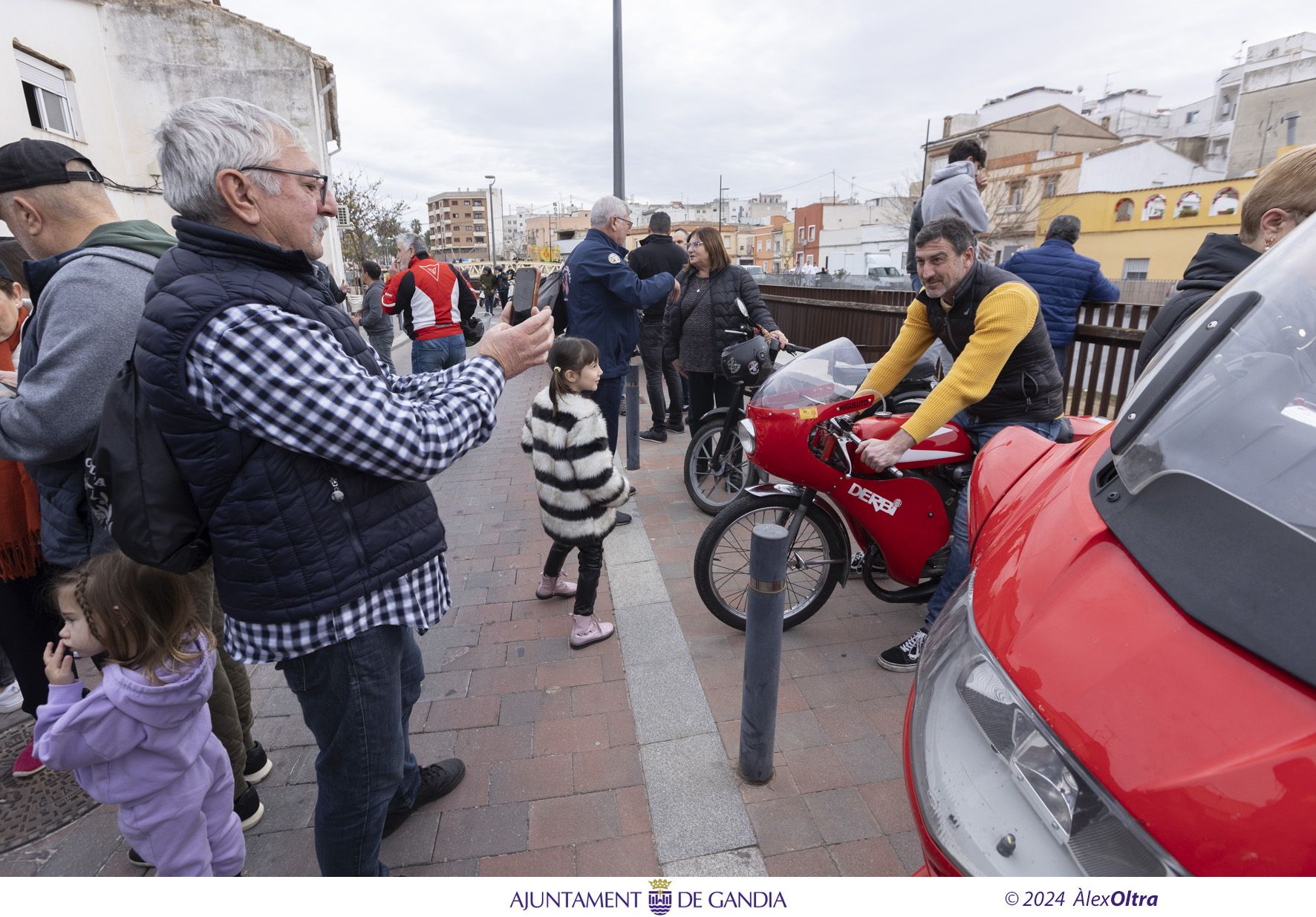 Así ha sido el 'porrat' de Sant Antoni en Beniopa