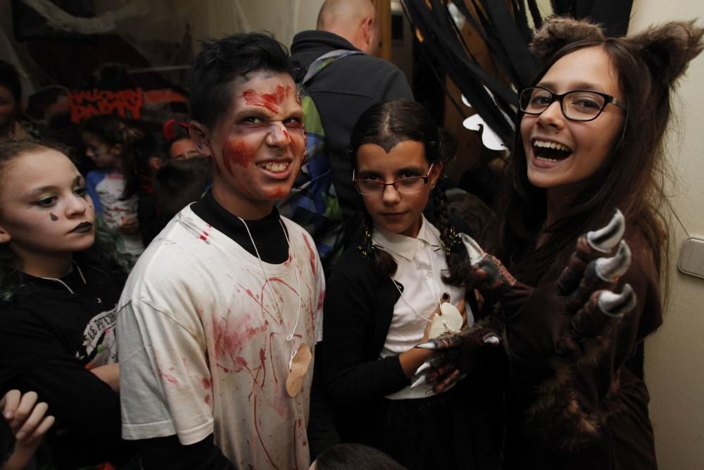 Halloween en la Asociación de Vecinos Santa Bárbara de Gijón