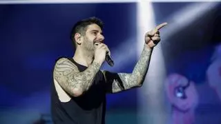 A Melendi le falla el micrófono y el WiZink se ilumina: el primero de sus tres conciertos en Madrid