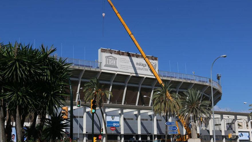 Se instalan los nuevos marcadores en La Rosaleda