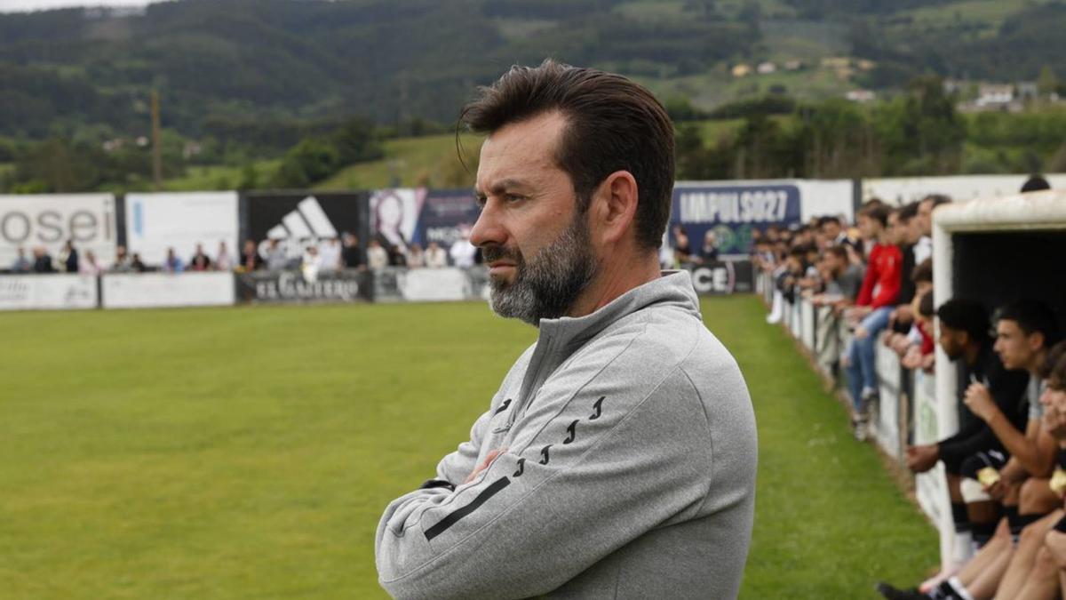 Luis Arturo, en Les Caleyes. | ÁNGEL GONZÁLEZ