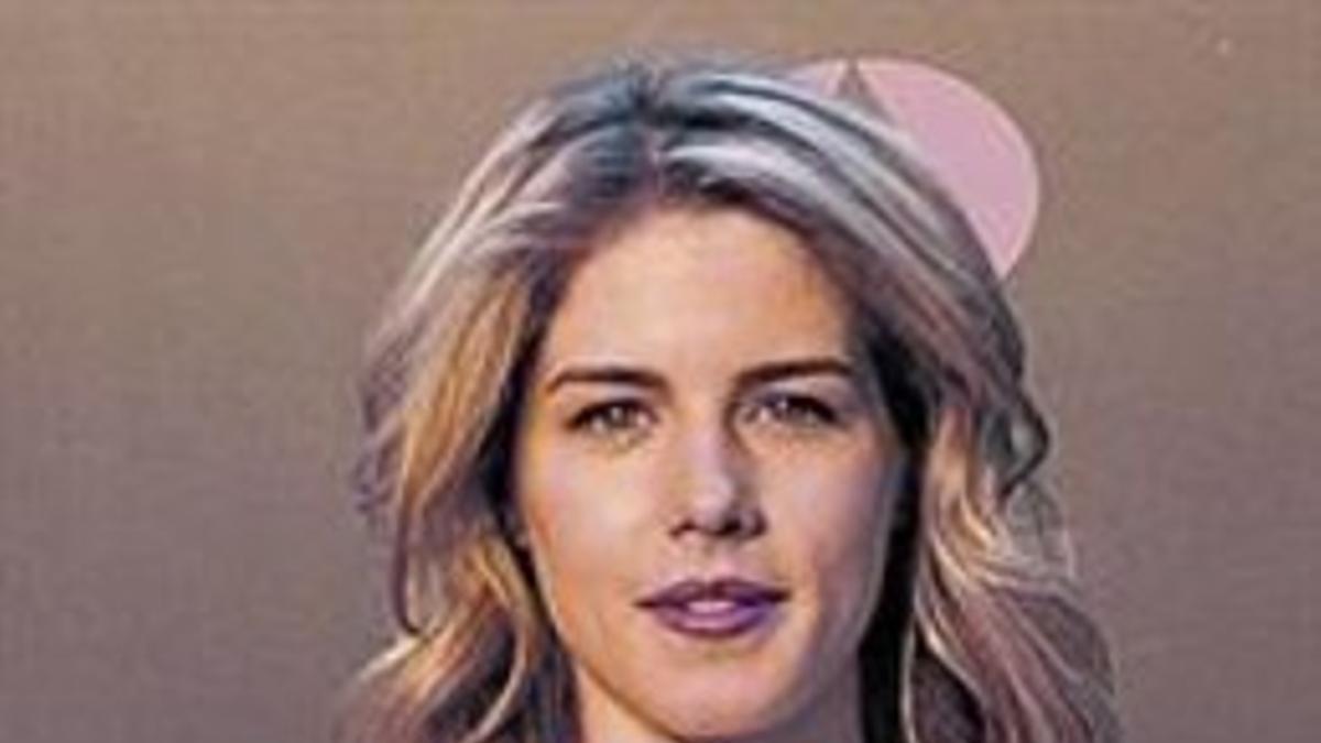 Emily Bett Rickards.