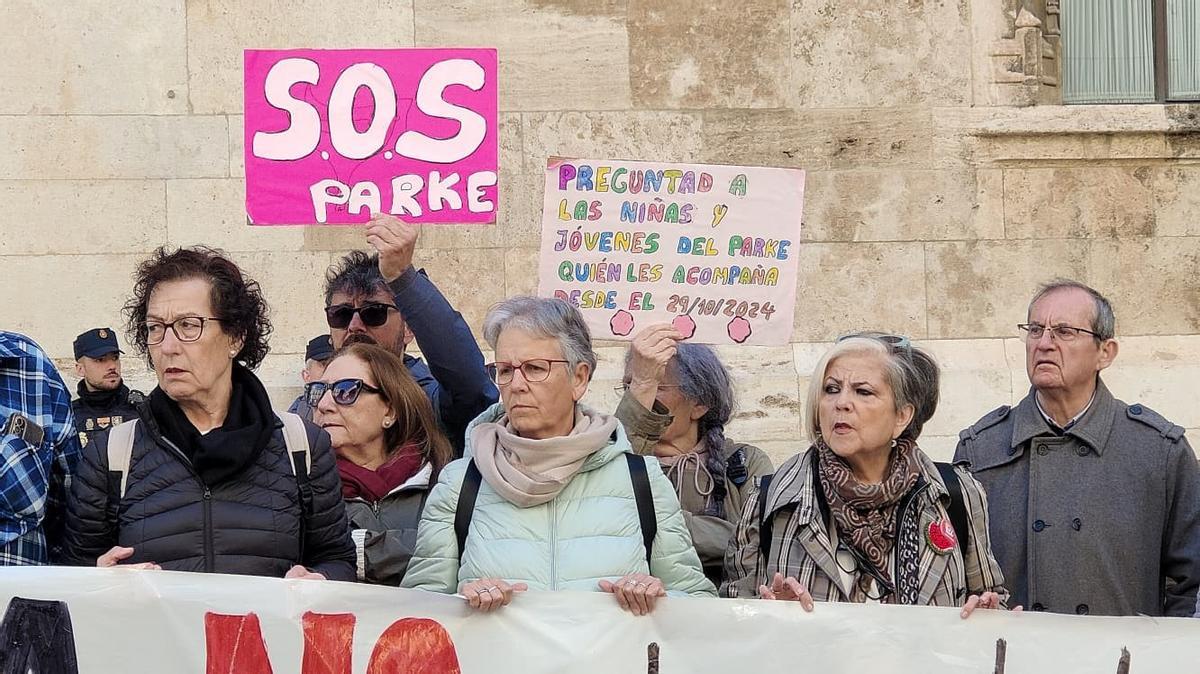Protesta ante la Generalitat.