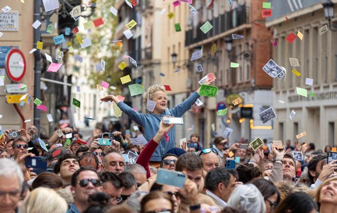 El Domingo de Resurrección llena de luz las calles de Alicante