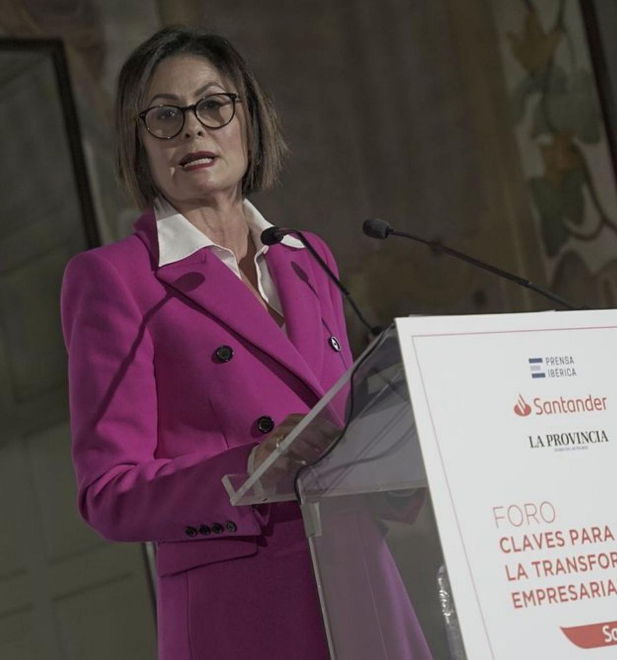 Beatriz Martínez, directora del banco en Canarias.