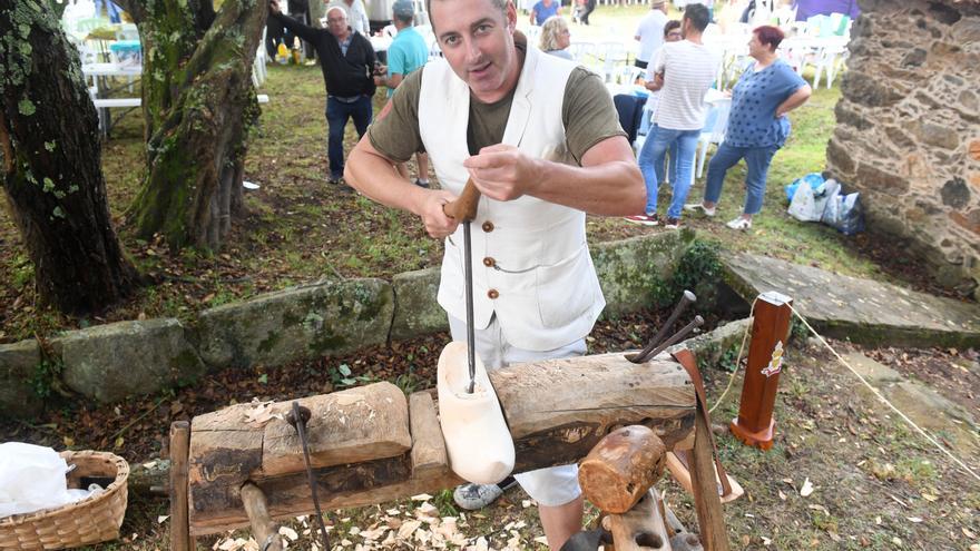 El folk y el buen ambiente bañan la fraga de Sisalde