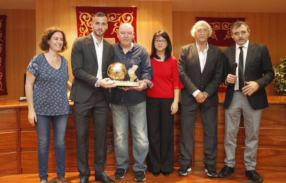 Entrega del Baló d'Or 2015 a Jaume en Almenara