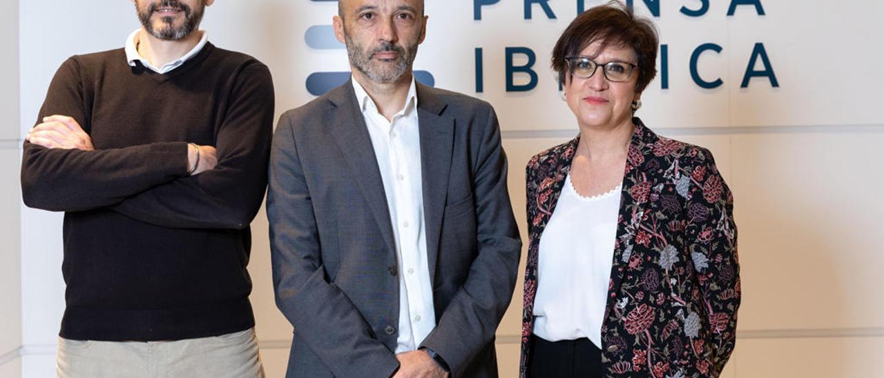 Los especialistas José Pablo Ferrándiz, Luciano Miguel e Isabel Peleteiro.