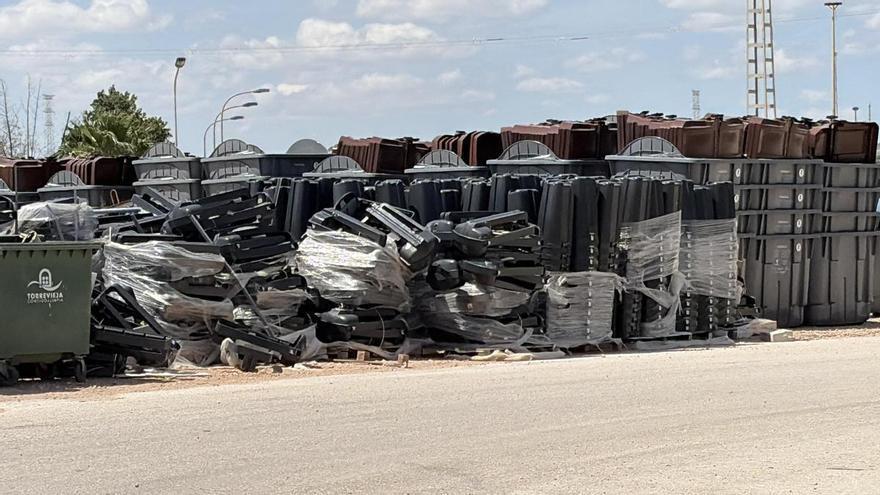 El PSOE cuestiona la alianza de Acciona y Actúa en la UTE Cuida Torrevieja para gestionar las basuras de Torrevieja y reclama que se despliegue ya el quinto contenedor