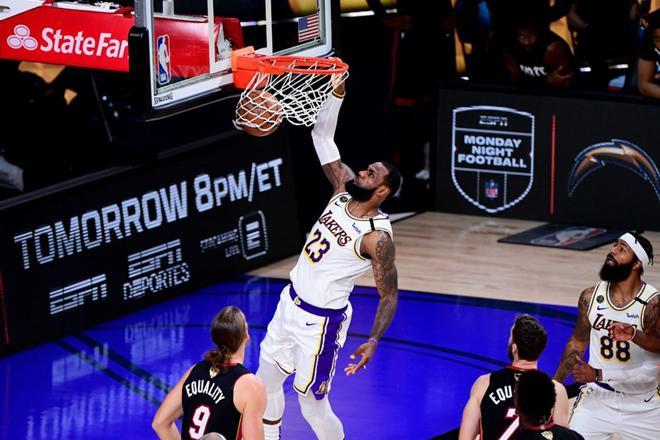 Los Ángeles Lakers se proclaman campeones de la NBA 2020 tras destrozar a los Miami Heat (106-93) en el sexto partido de las finales NBA. Conquistan así el 17º anillo de la historia de la franquicia.