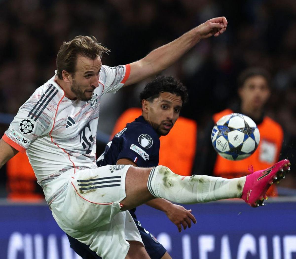 El PSG cau contra el Bayern i perd per lesió Dembélé i Achraf