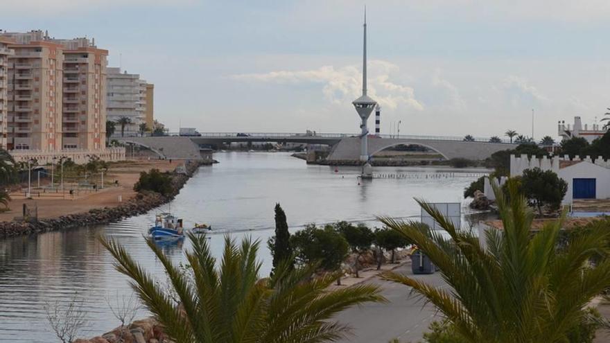 El puente del Estacio estrena  hoy su horario de verano