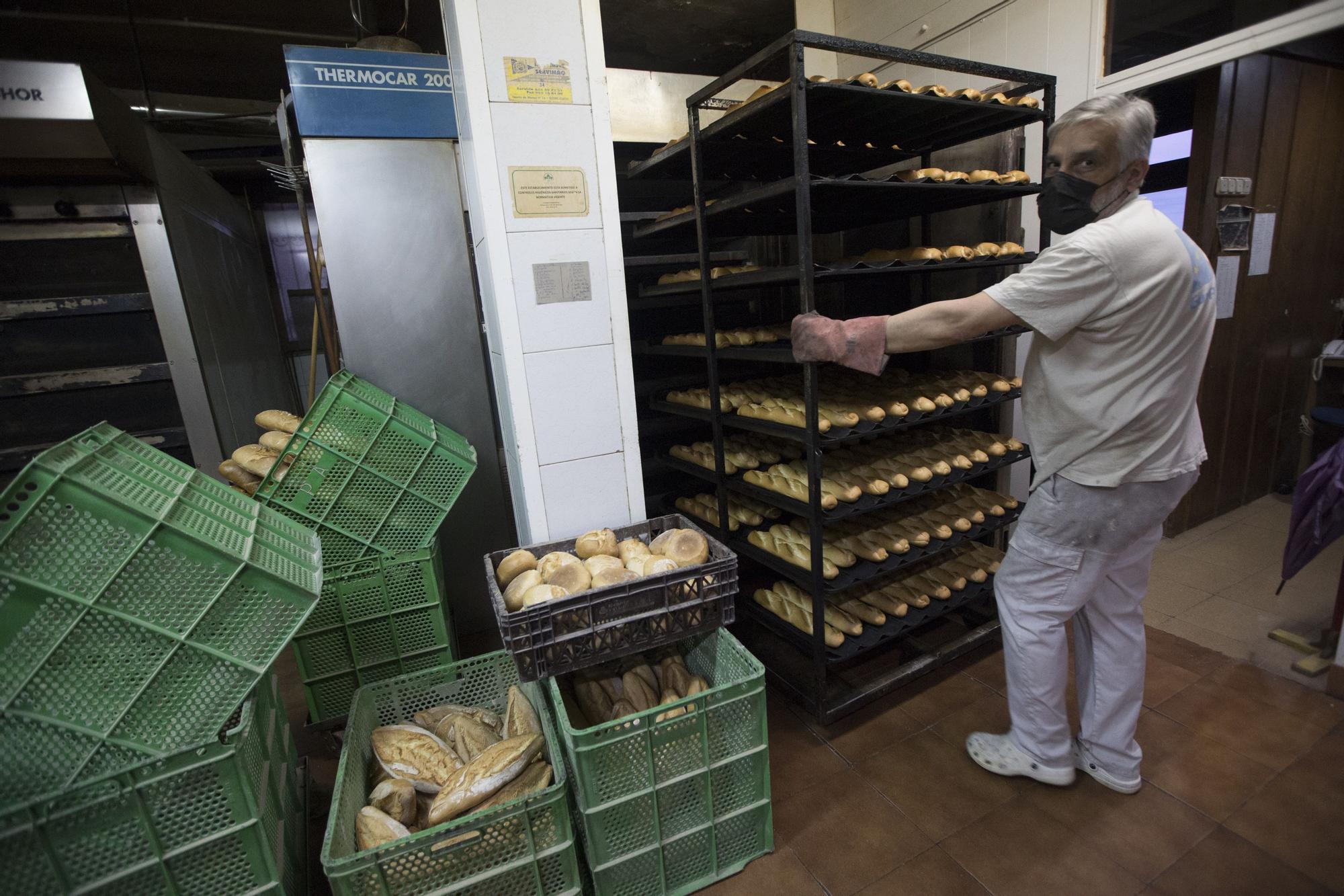 Tres crisis en el pan de cada día