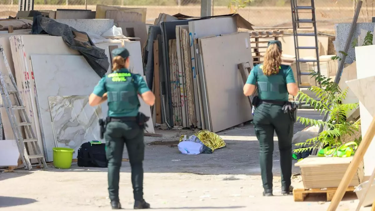 Muere un trabajador en Ca na Negreta tras precipitarse seis metros de altura desde un techo de uralita