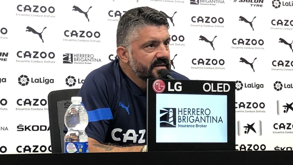 Gattuso durante la rueda de prensa en Paterna