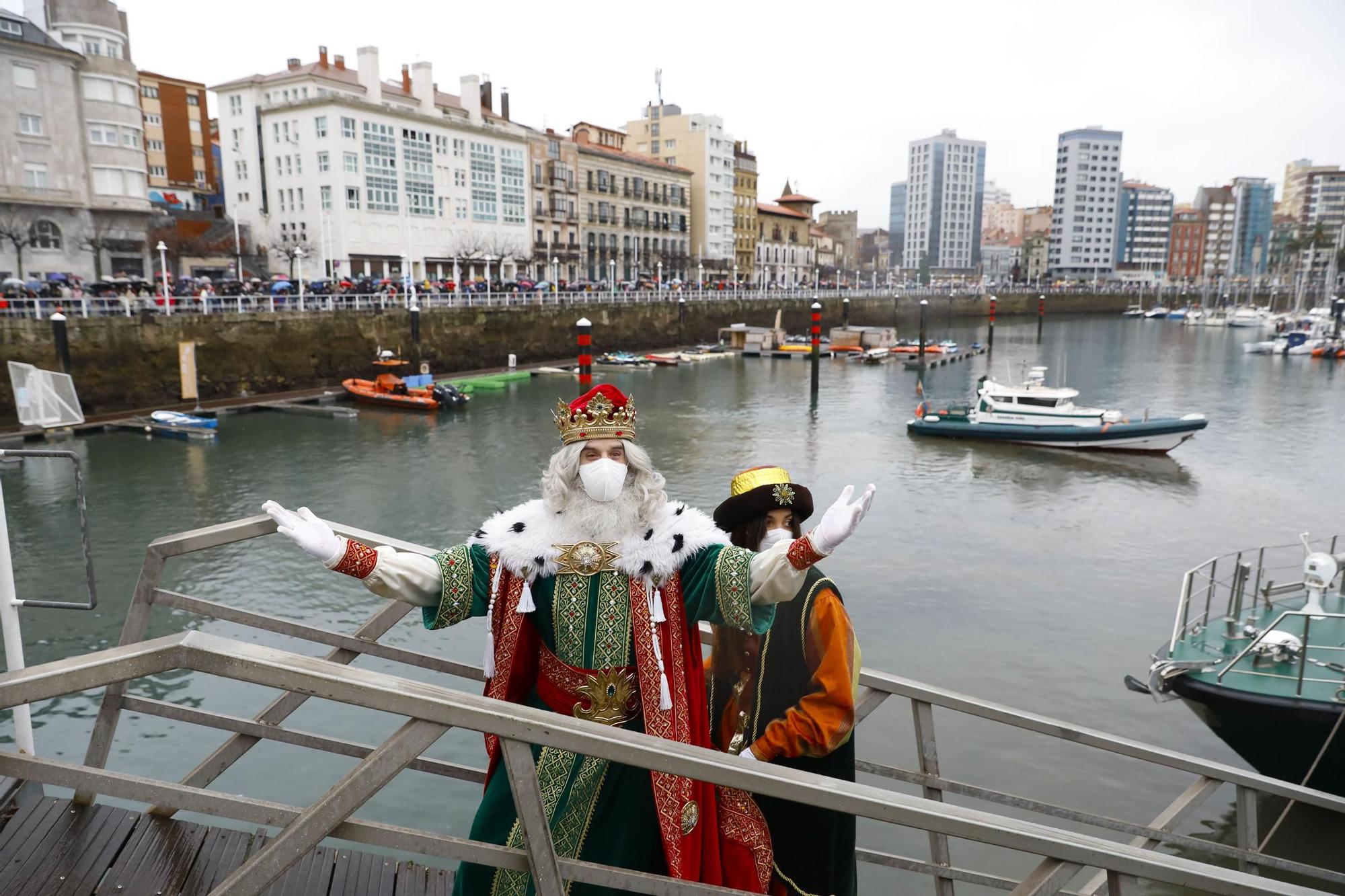 Los Reyes Magos llegan a Gijón