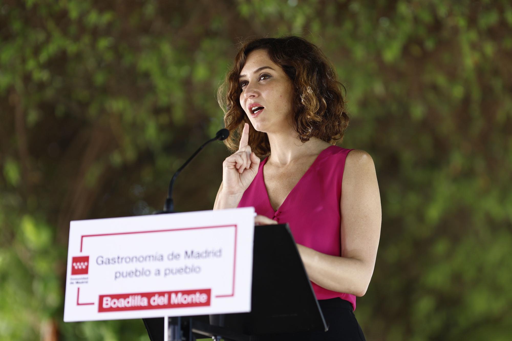 La presidenta madrileña, Isabel Díaz Ayuso, presenta el proyecto &quot;Madrid, de pueblo a pueblo&quot;